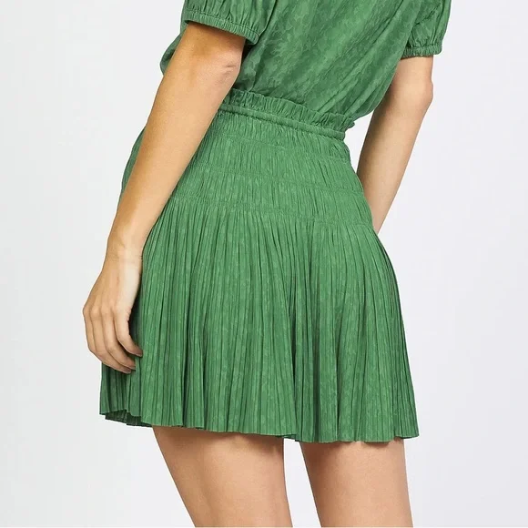 Current Air Anthropologie Jacquard Pleated Mini Skirt in Leaf Green - Picture 9 of 9